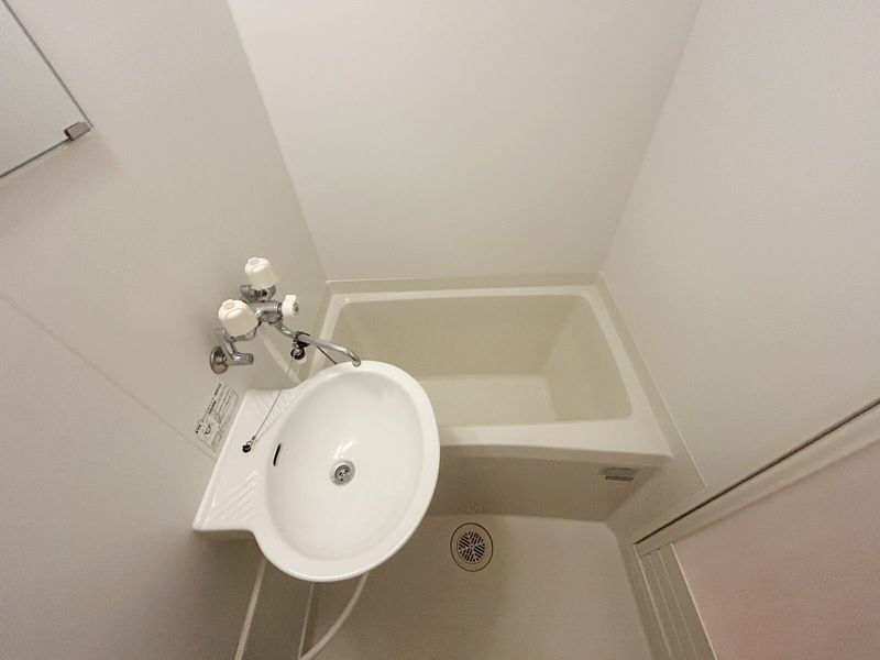 レオパレスフォレスト天神町 風呂