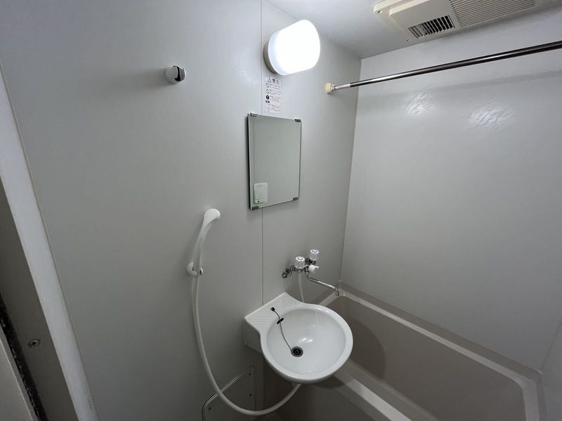 leopalace Highbridge Sink