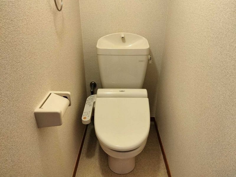 レオパレスアズール東大宮 トイレ
