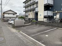 レオパレスダイチＢ 駐車場