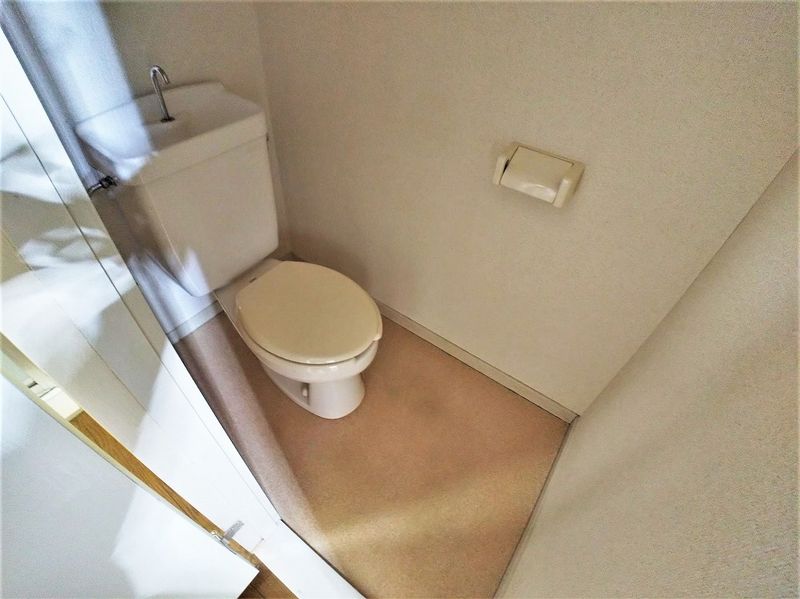 レオパレス草加西町 トイレ