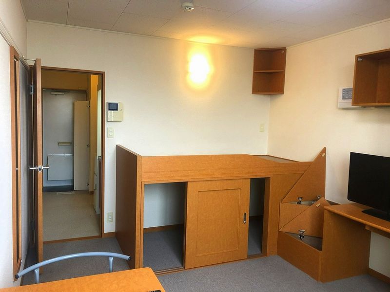 レオパレスグランシャリオ　Ｋ 居間