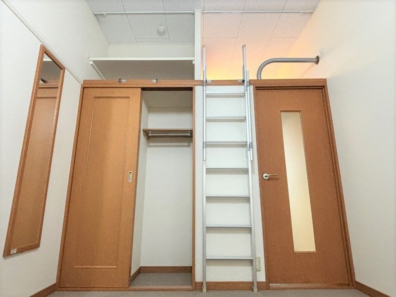 レオパレスサンライズ 収納
