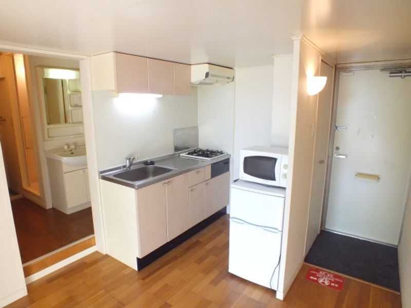 leopalace Family Nobara Entrance