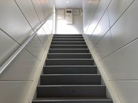 レオパレスドミール湯川Ⅱ 共用部分