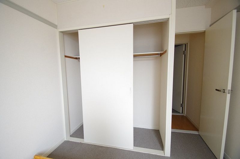 レオパレス２０００ 収納