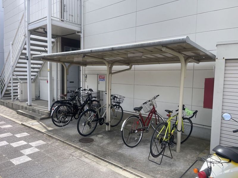 レオパレス小人町 共用部分