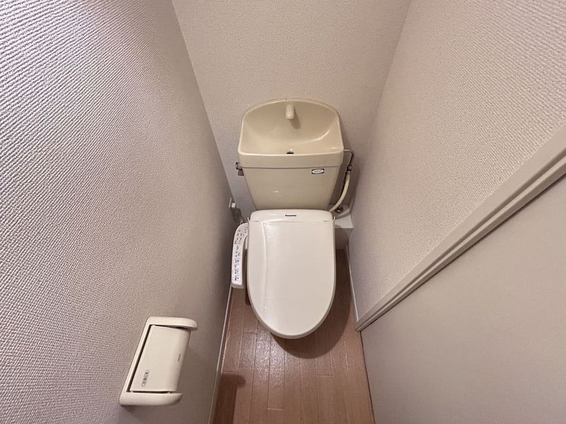 レオパレスさくら トイレ
