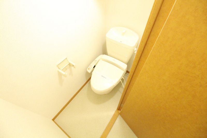 レオパレス湖城が丘 トイレ