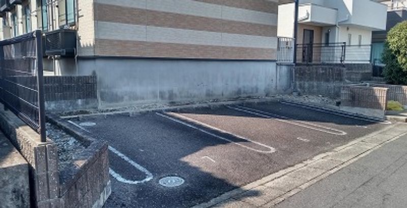 レオパレス根崎 駐車場