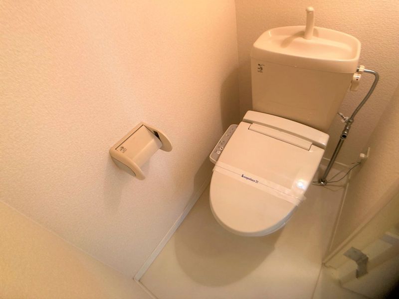 レオパレス郡元 トイレ