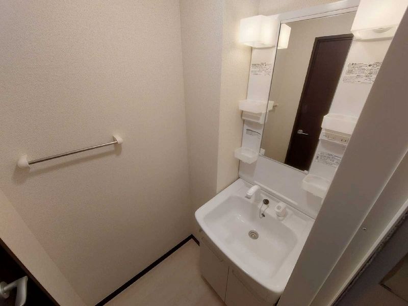 LEONEXT West Waseda Sink