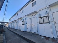 レオパレスアトリオ 玄関