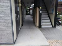 レオパレス雄新ひまわり ロビー