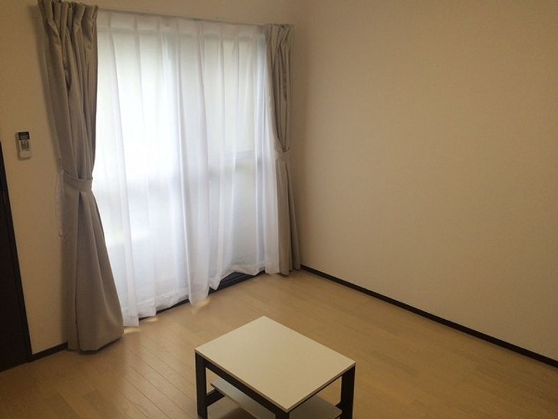 CLEINO POP Hanada Living room