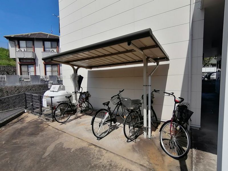 レオパレス久松台 共用部分