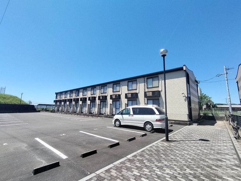レオパレス寺ノ上 外観