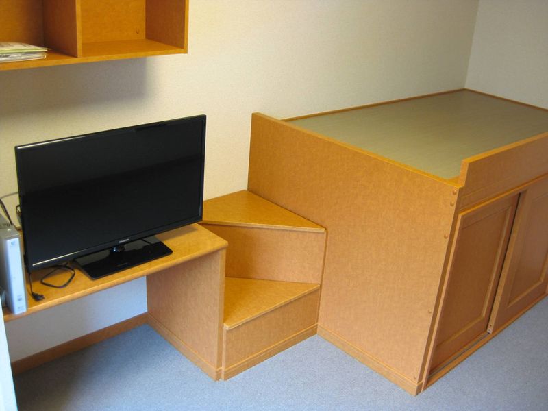 レオパレスパーチェ作新台 寝室