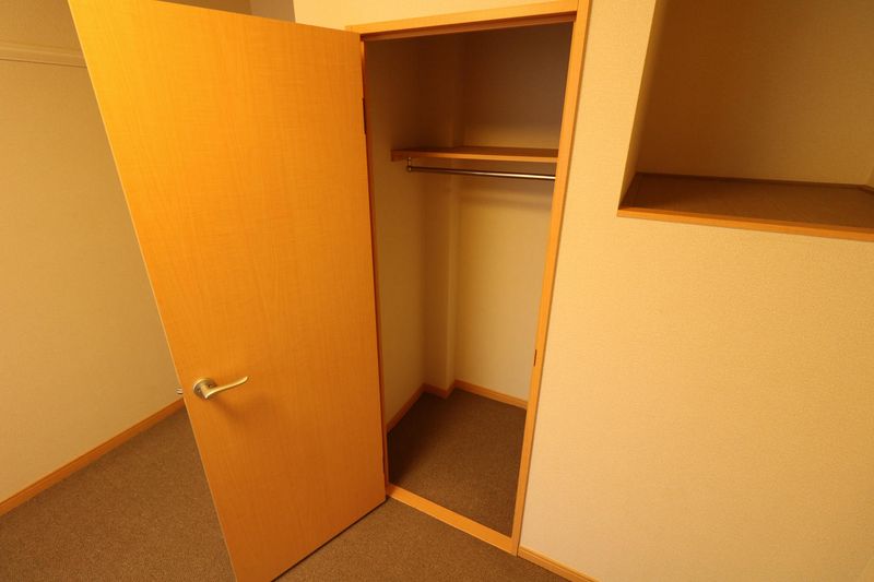 レオパレス庄五郎　弐番館 収納
