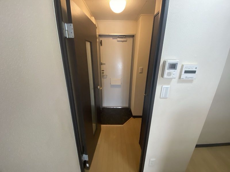 レオネクストツインクルしだみＡ 玄関