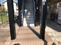 レオパレス秋桜 エントランス