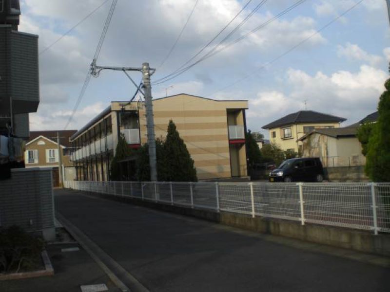 レオパレス蓮町 外観