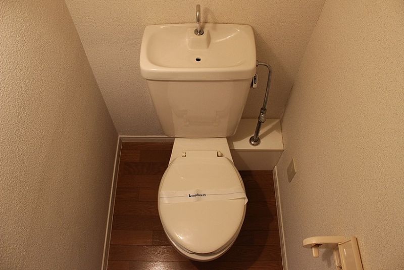 レオパレスシュピール トイレ