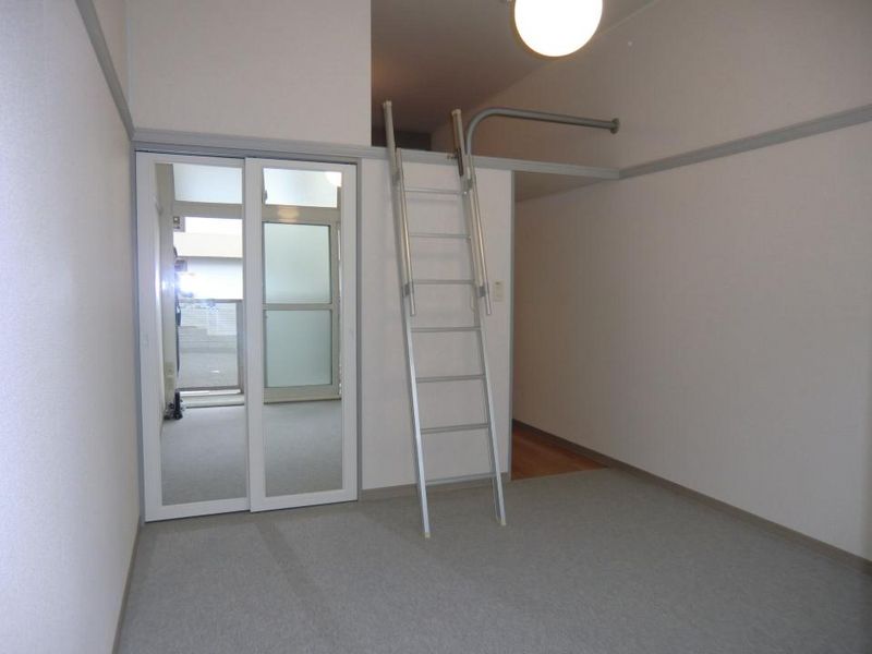 レオパレスＭＡＲＵＹＡ 居間