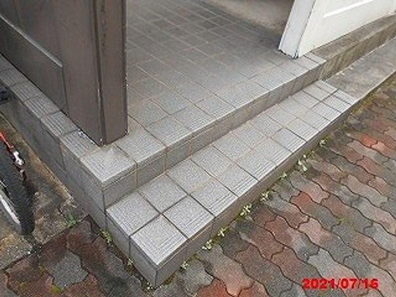 レオパレス銀壽 エントランス