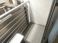 CLEINO Utopia Balcony