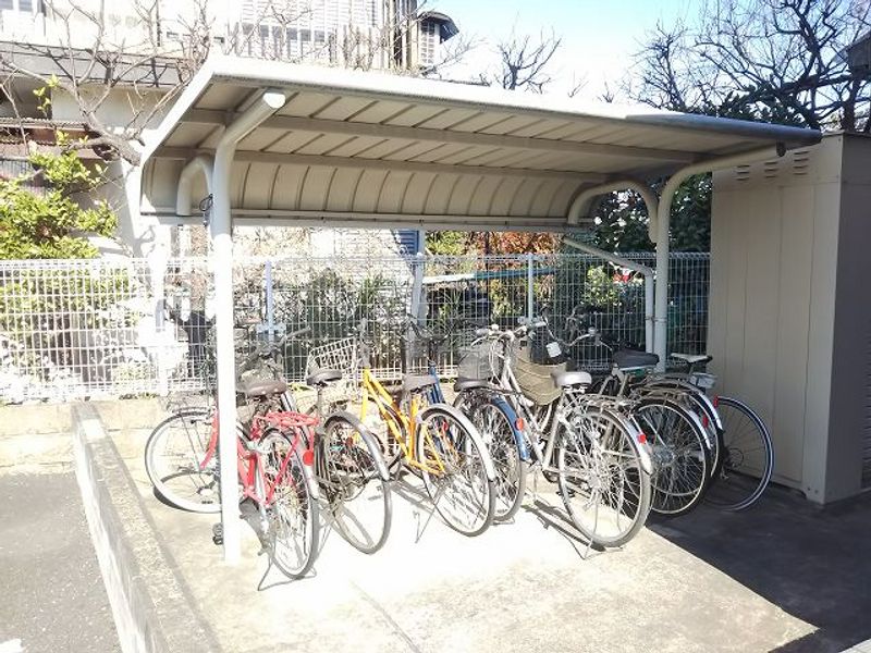 レオパレス水と緑の公園 共用部分