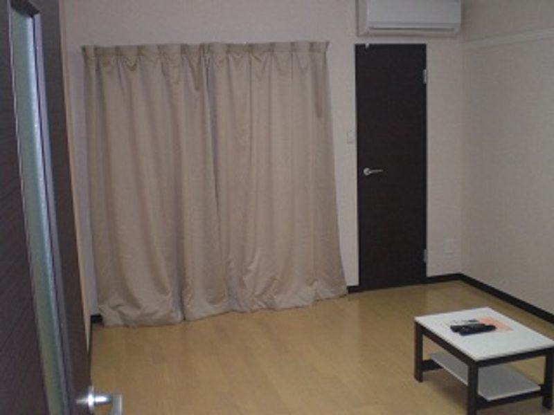 レオネクスト内町 居間