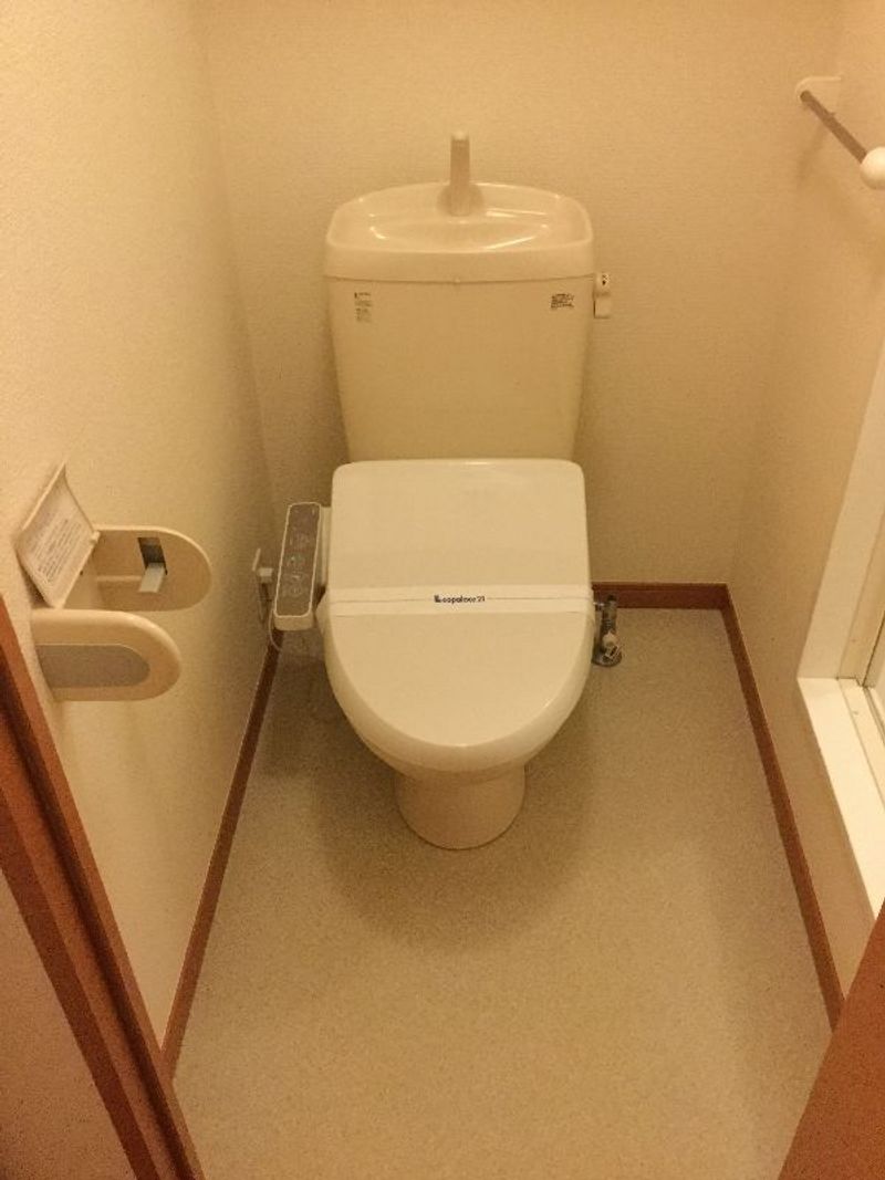 レオパレスれもん トイレ