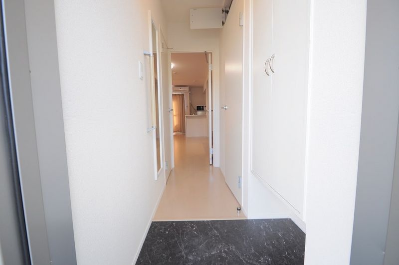 MIRANDA Hirowatari Entrance