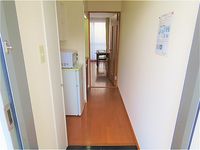 レオパレス諏訪形 玄関