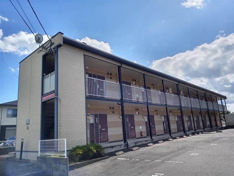 レオパレスアークハイツⅡ 外観