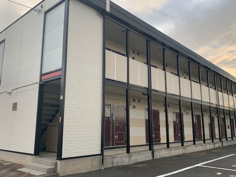 レオパレスフレッシュびーんず 玄関