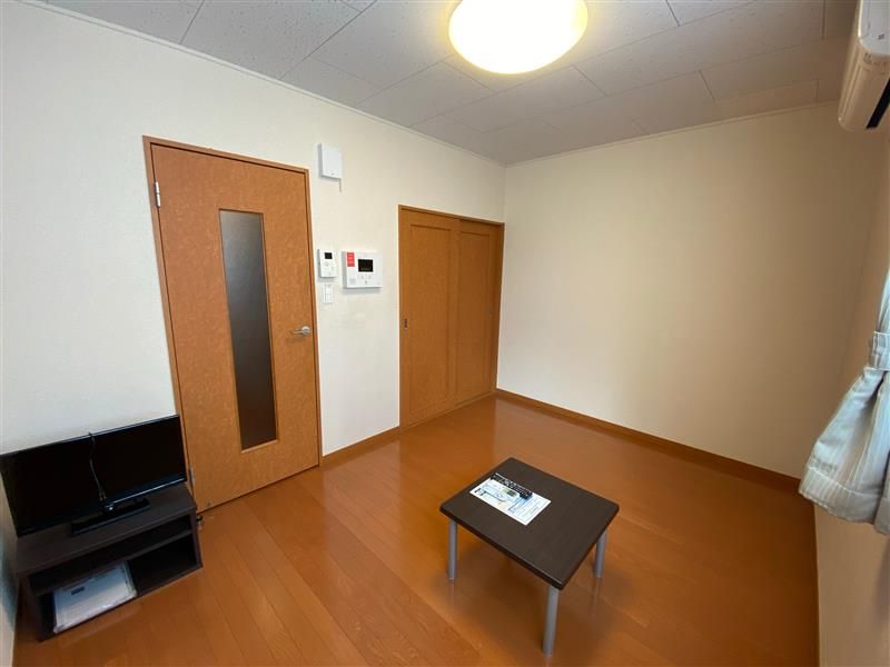 レオパレスヴァンベールⅡ 居間