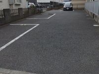 レオパレスアルファヒルズⅡ 駐車場