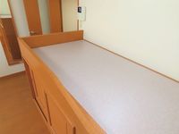 レオパレスパインヒル 寝室
