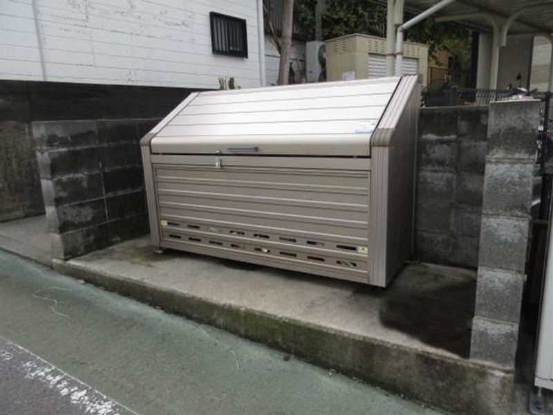 レオパレスレーブメルベーユⅡ 共用部分