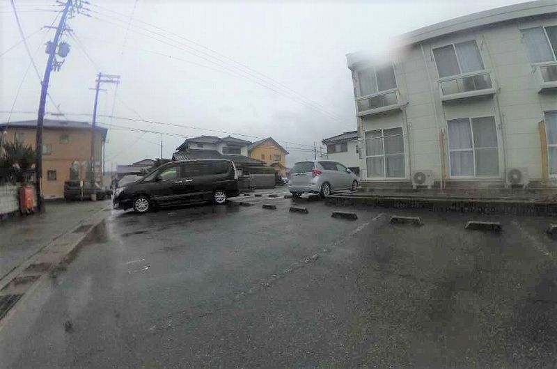 レオパレス１１８Ⅲ 駐車場
