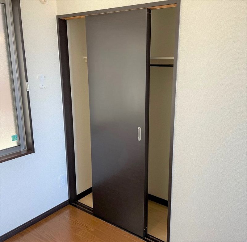 レオネクストセラン髙石Ⅲ 収納