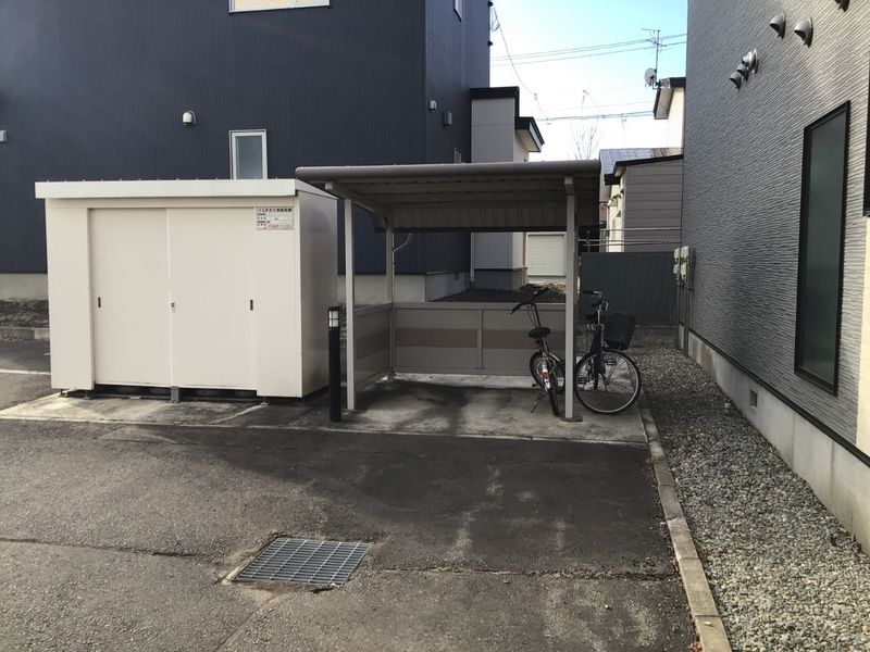 レオパレス若松町 共用部分