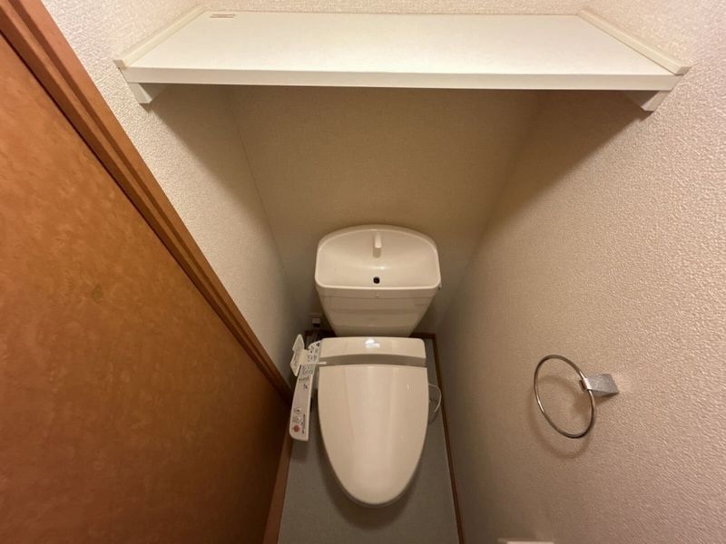 レオパレス西羽貫 トイレ