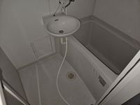 レオパレスカトレア 風呂