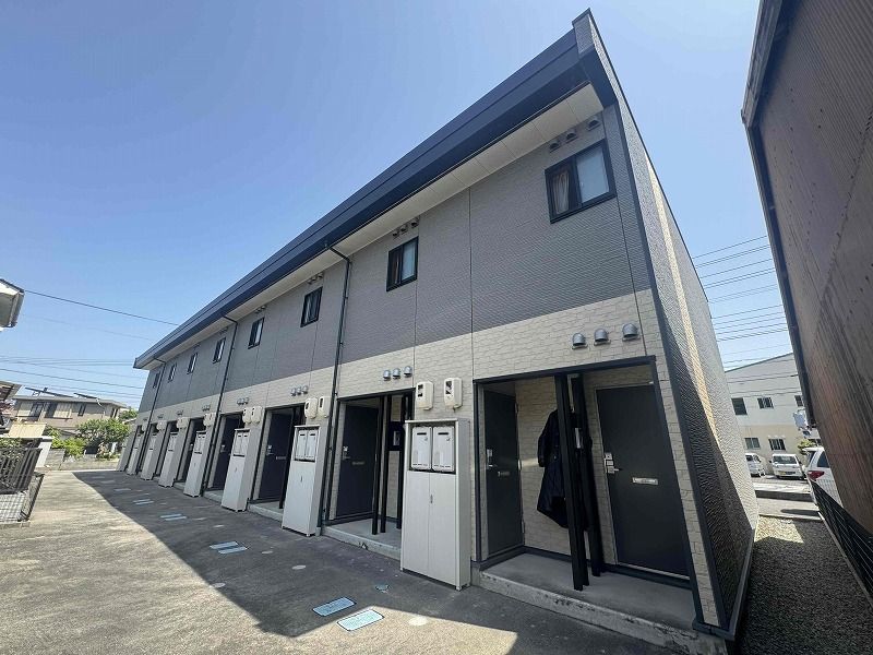 レオパレス境中央 外観