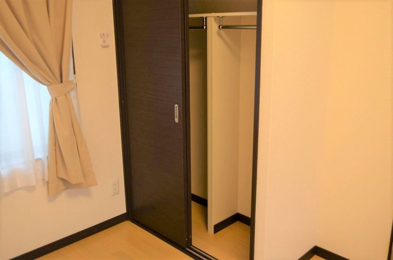 レオネクストウエストベイ 収納