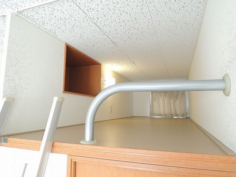 レオパレス希林館 寝室