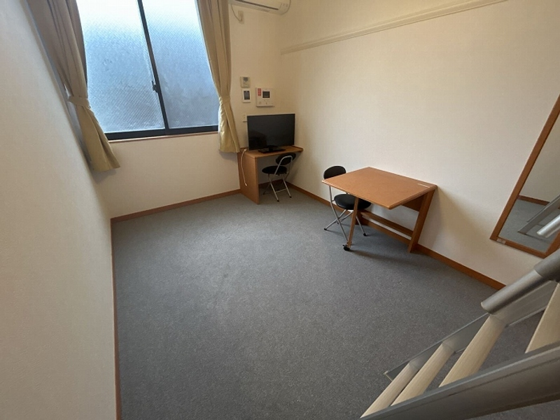 レオパレスエルデン 居間